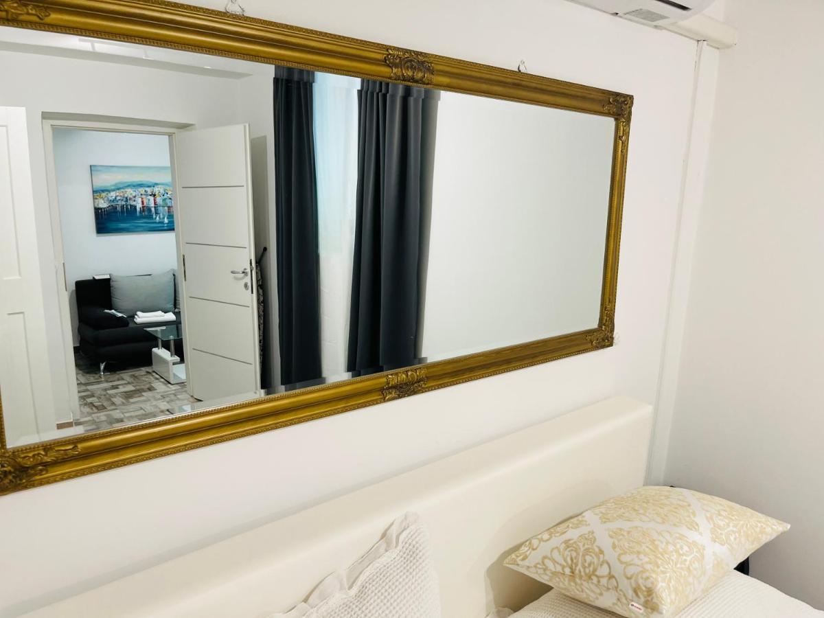 Apartment Stari Dvor Kaštela Kültér fotó