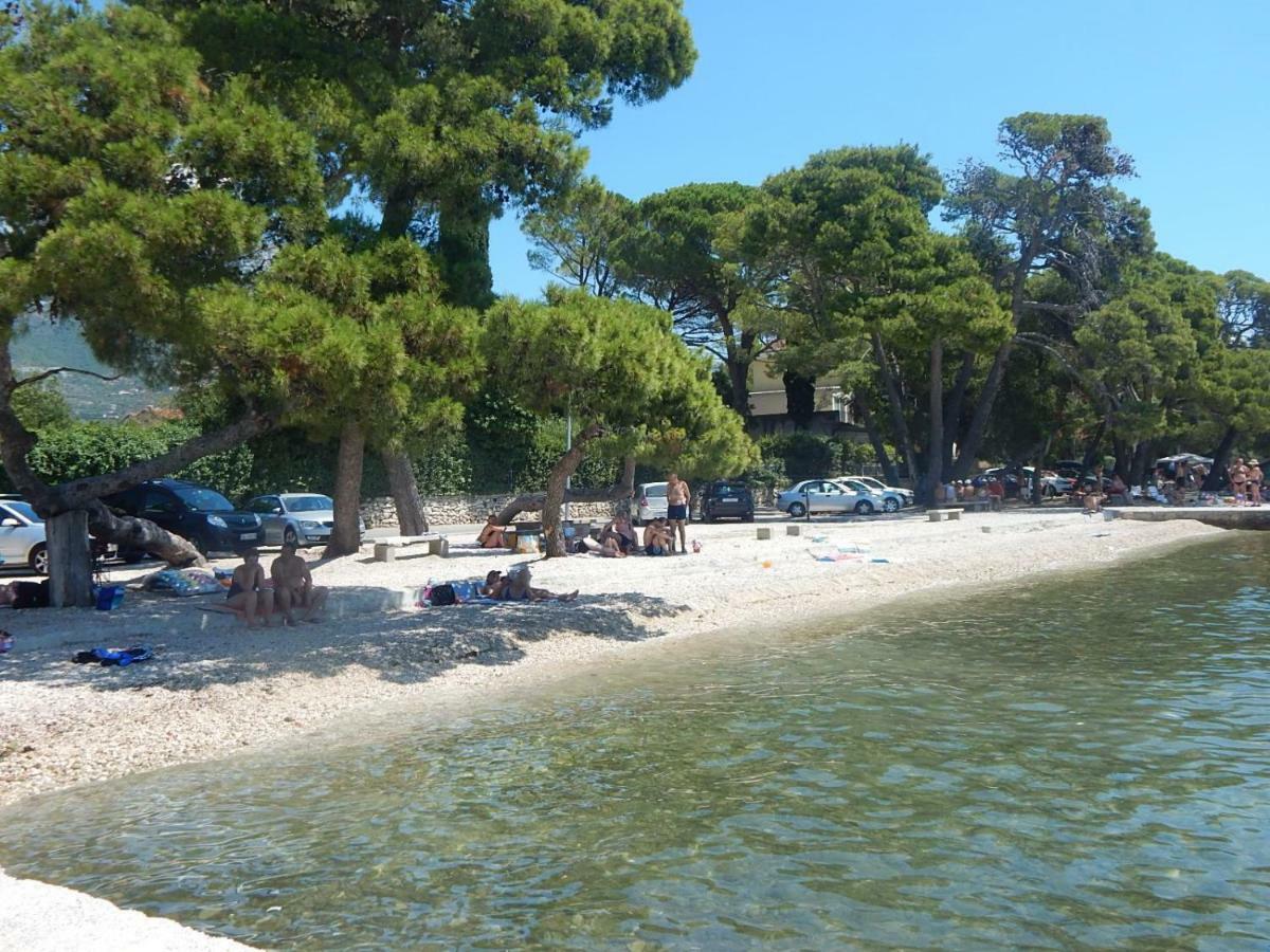Apartment Stari Dvor Kaštela Kültér fotó