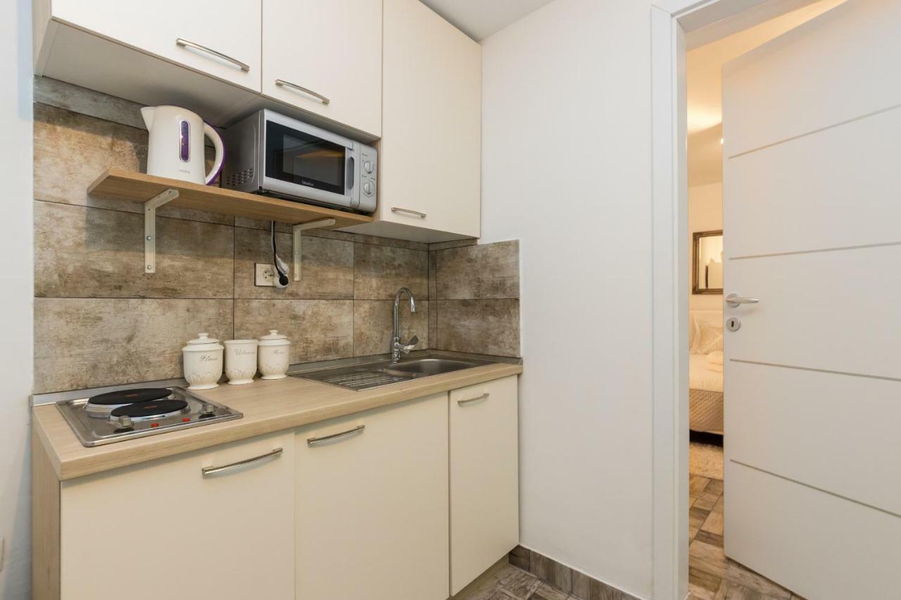 Apartment Stari Dvor Kaštela Kültér fotó