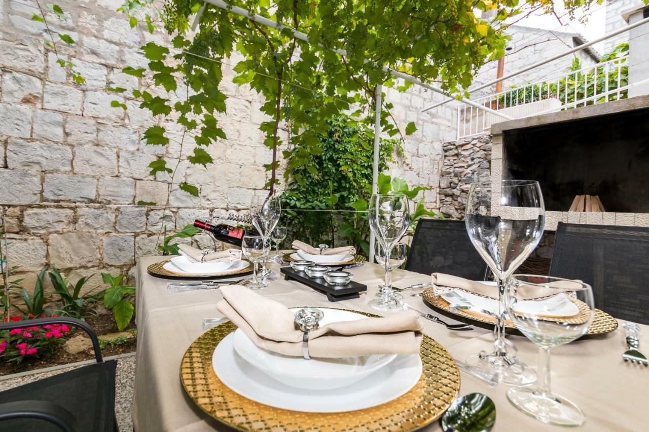 Apartment Stari Dvor Kaštela Kültér fotó