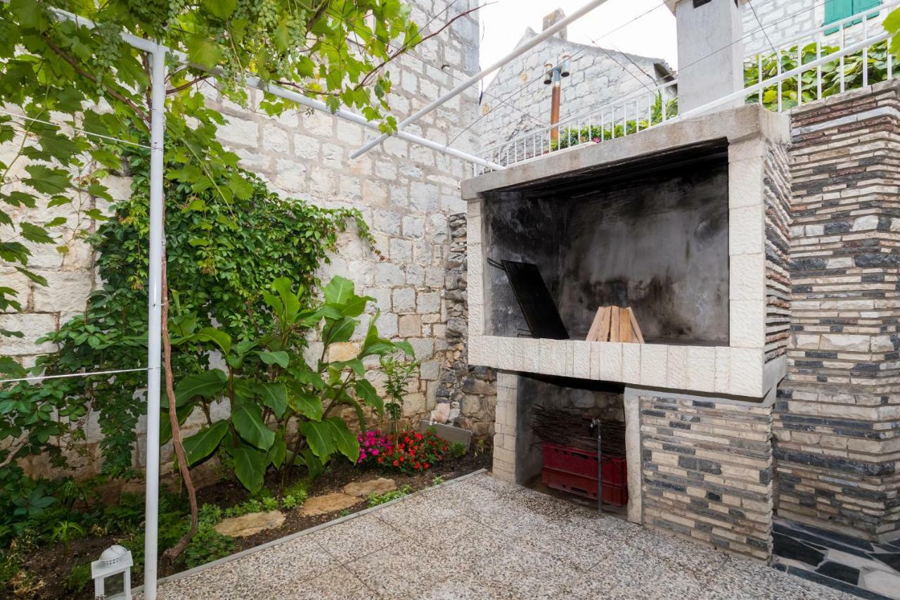 Apartment Stari Dvor Kaštela Kültér fotó