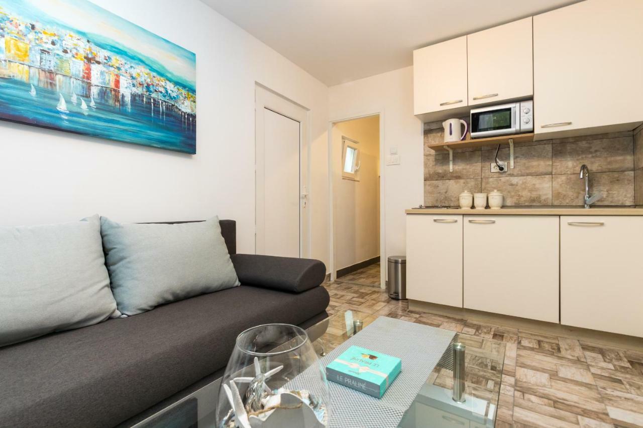 Apartment Stari Dvor Kaštela Kültér fotó