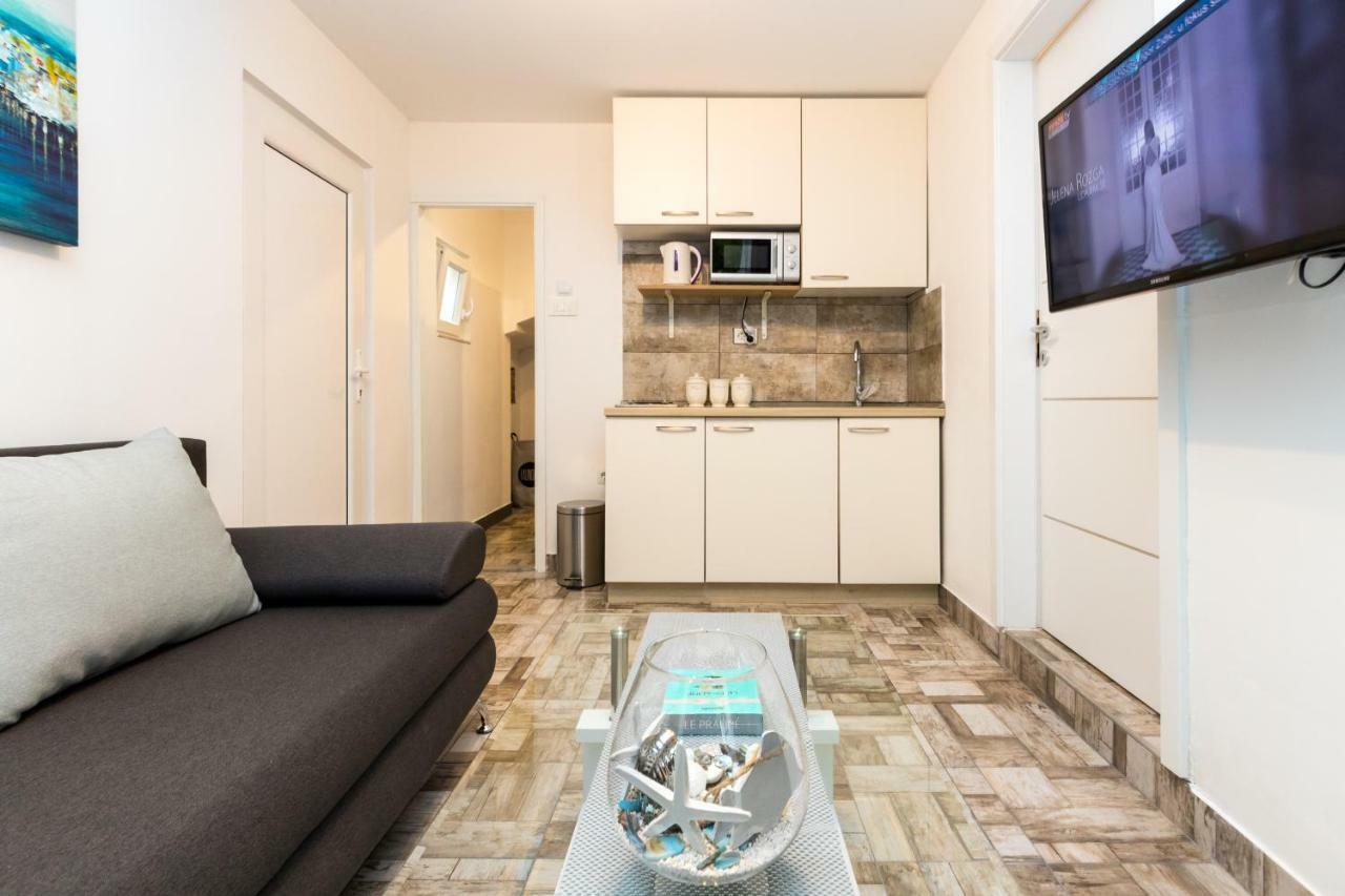 Apartment Stari Dvor Kaštela Kültér fotó